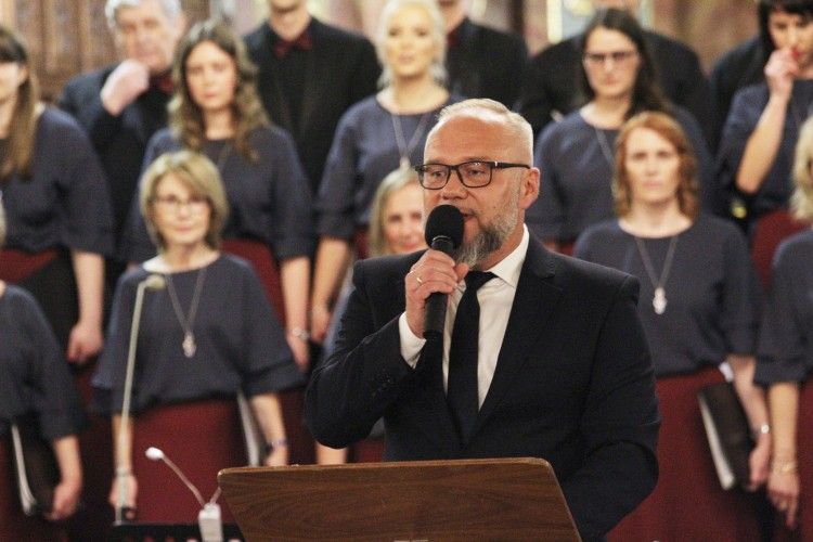 Koncert jubileuszowy na 70- lecie Chru Madryga fotogaleria